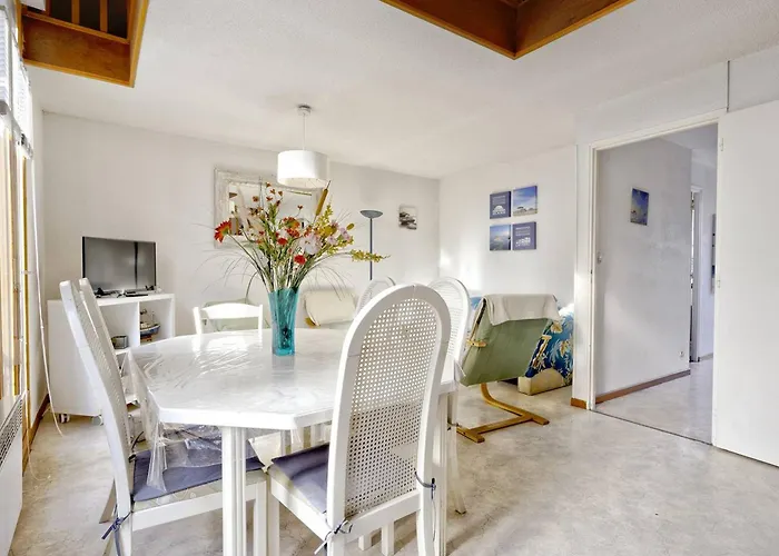 Duplex T3 Avec Terrasse A 250m De La Plage, Centre - Fr-1-433-130